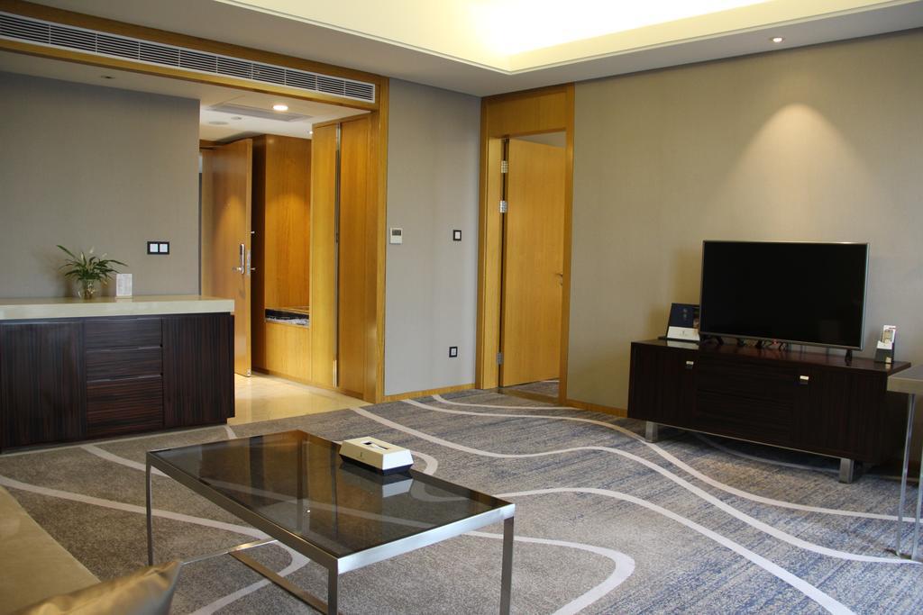C Plaza Hotel Yuzhong Δωμάτιο φωτογραφία