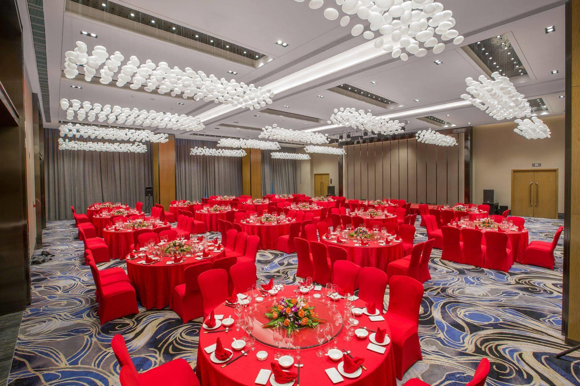 C Plaza Hotel Yuzhong Εξωτερικό φωτογραφία