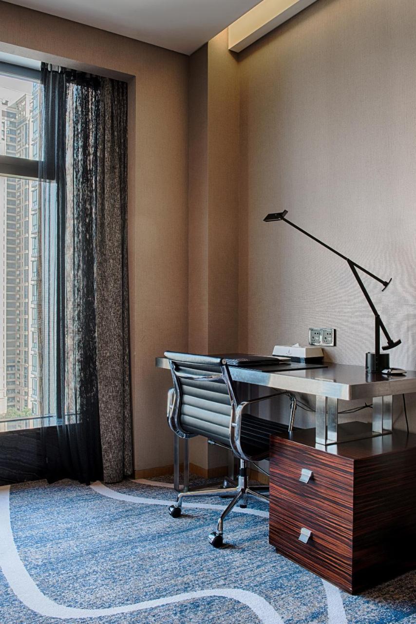 C Plaza Hotel Yuzhong Εξωτερικό φωτογραφία