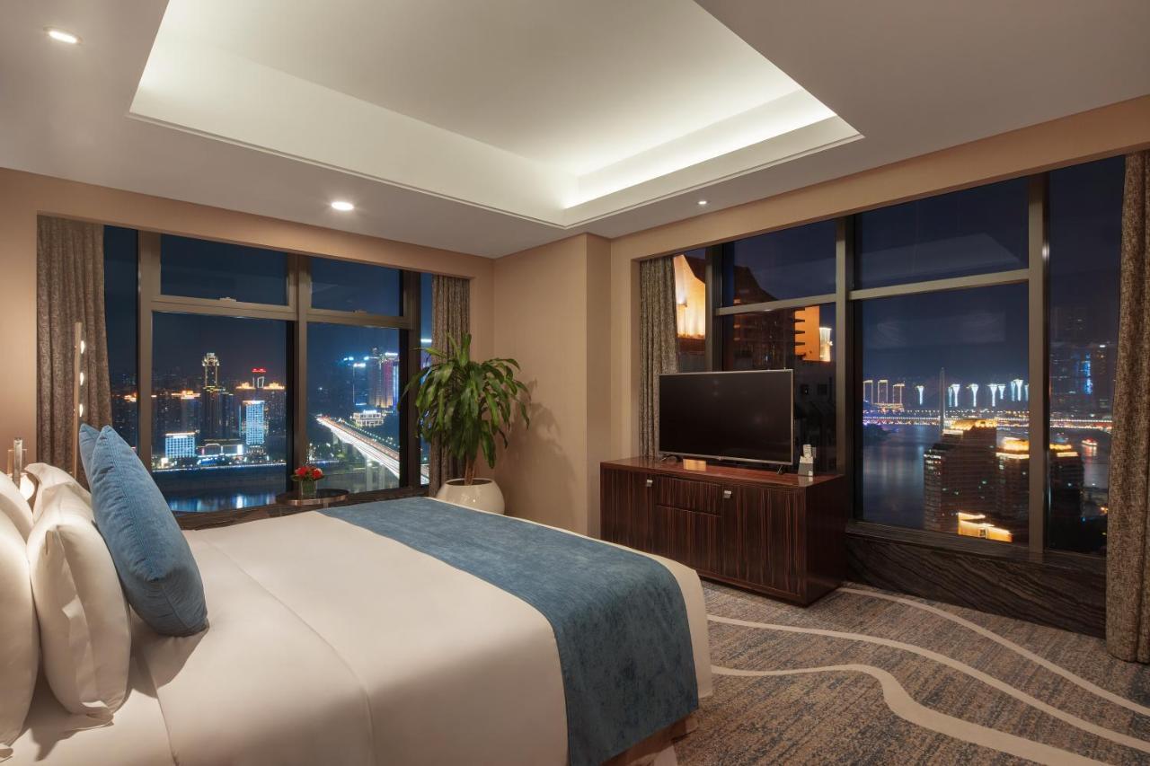 C Plaza Hotel Yuzhong Εξωτερικό φωτογραφία