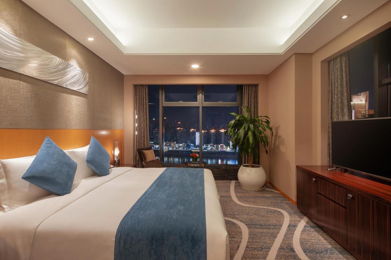 C Plaza Hotel Yuzhong Εξωτερικό φωτογραφία